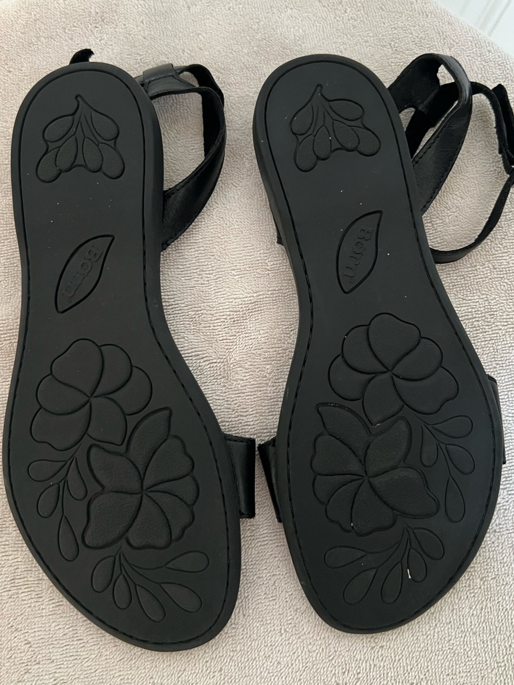 Born “Stephane” Black Leather Ankle-Strap Sandals - Picture 6 of 8